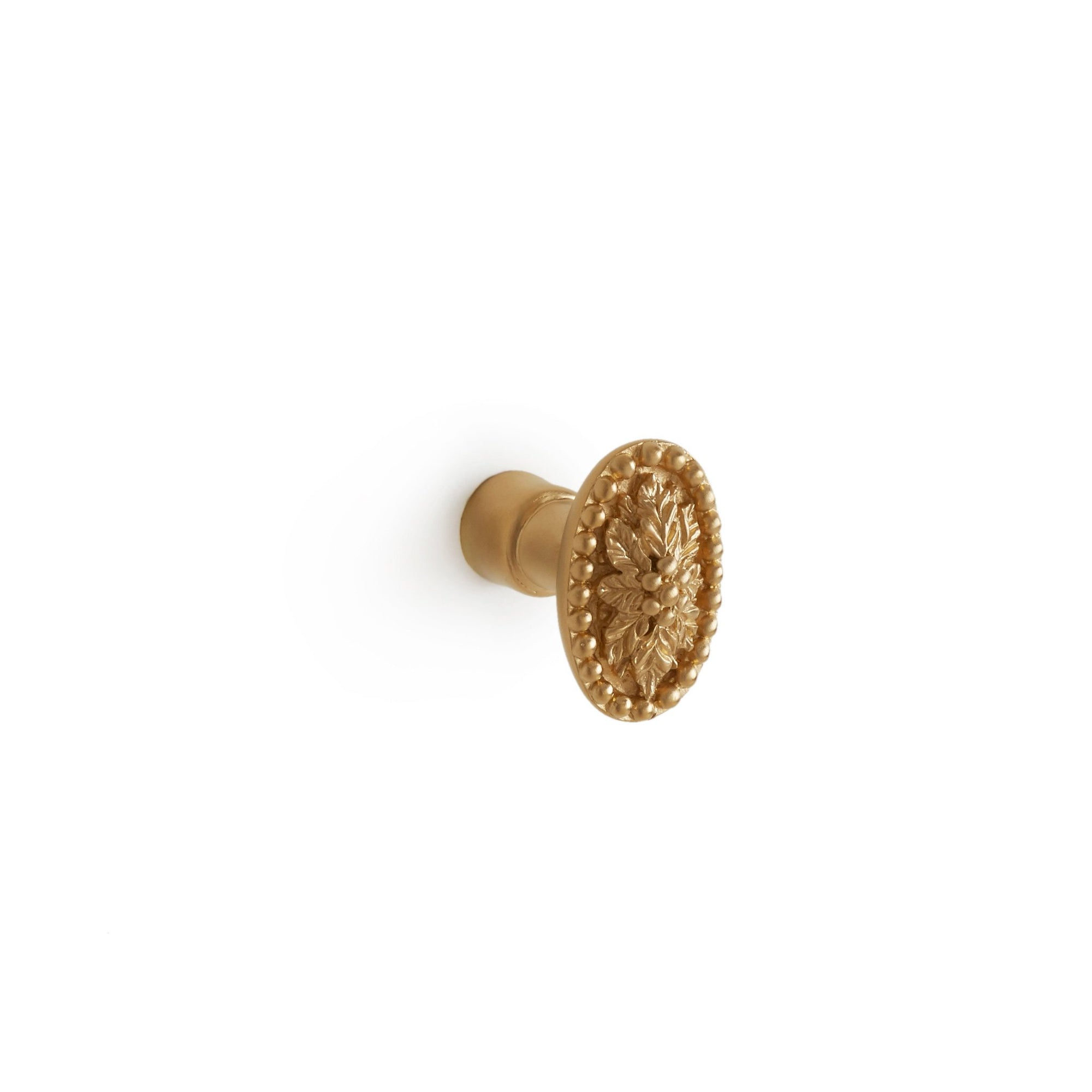 0044-GP Sherle Wagner International Oval Acanthus Cabinet & Drawer Knob in Gold Plate metal finish